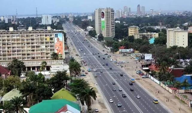 刚果（金）卢本巴希市卡萨帕市政道路改扩建项目开工